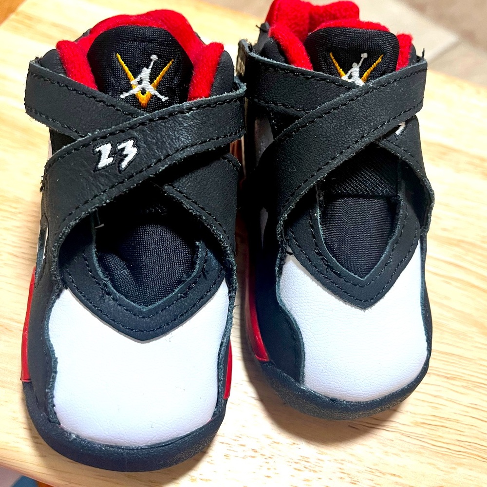 JORDAN 8 RETRO ( TD) paprika/ black-white